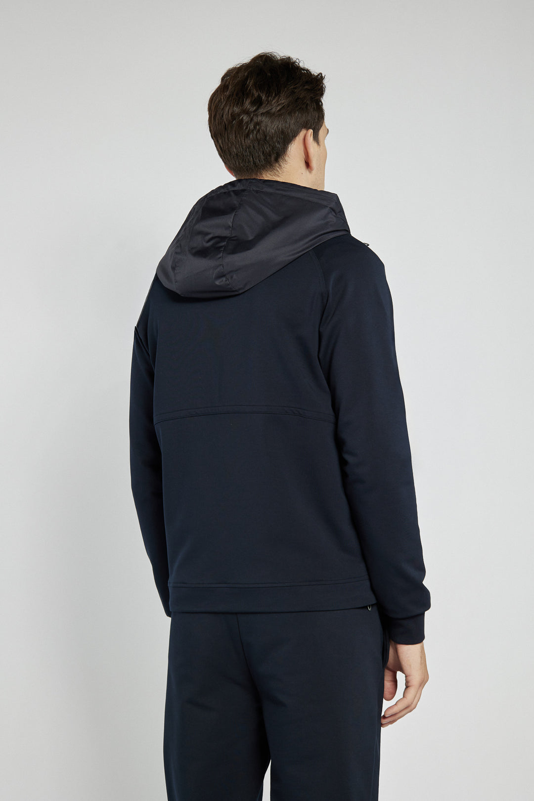 Sportowy komplet Campione w kolorze ciemnego granatu