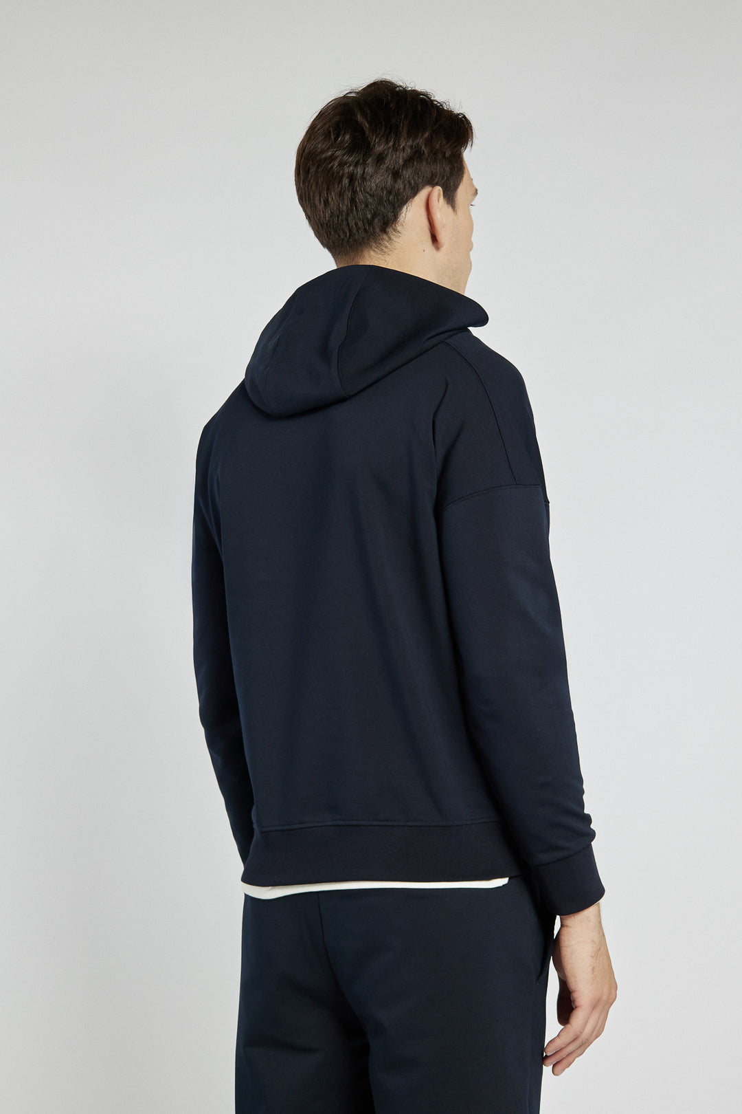 Sportowy komplet dresowy w kolorze głębokiego granatu