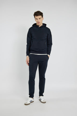 Sportowy komplet dresowy w kolorze głębokiego granatu