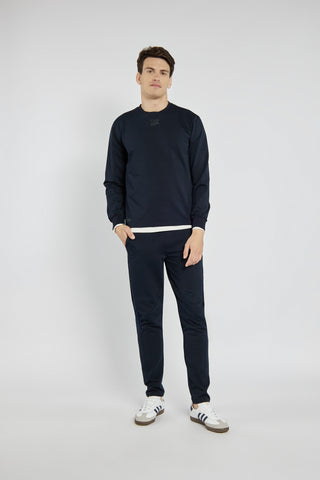 Granatowy komplet dresowy w miejskim stylu