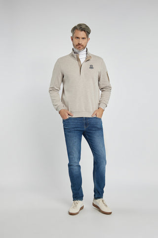 Komplet na co dzień sweter i spodnie jeansowe