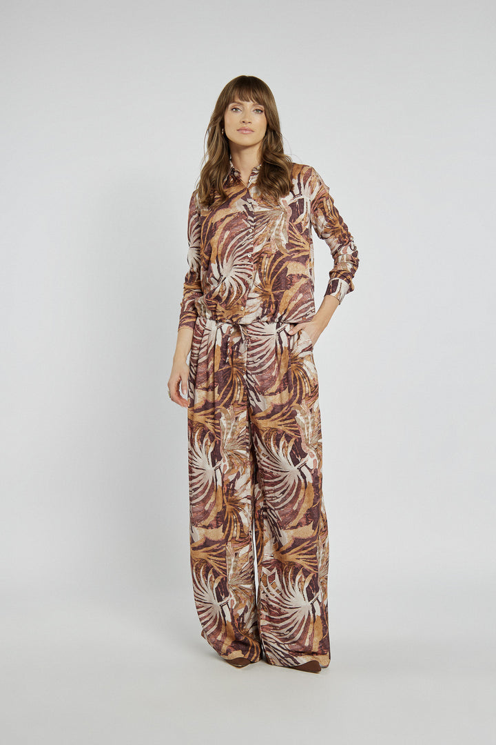 Komplet koszula i luźne spodnie w tropikalnym princie