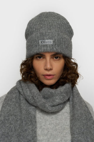 Szara czapka beanie 10DAYS