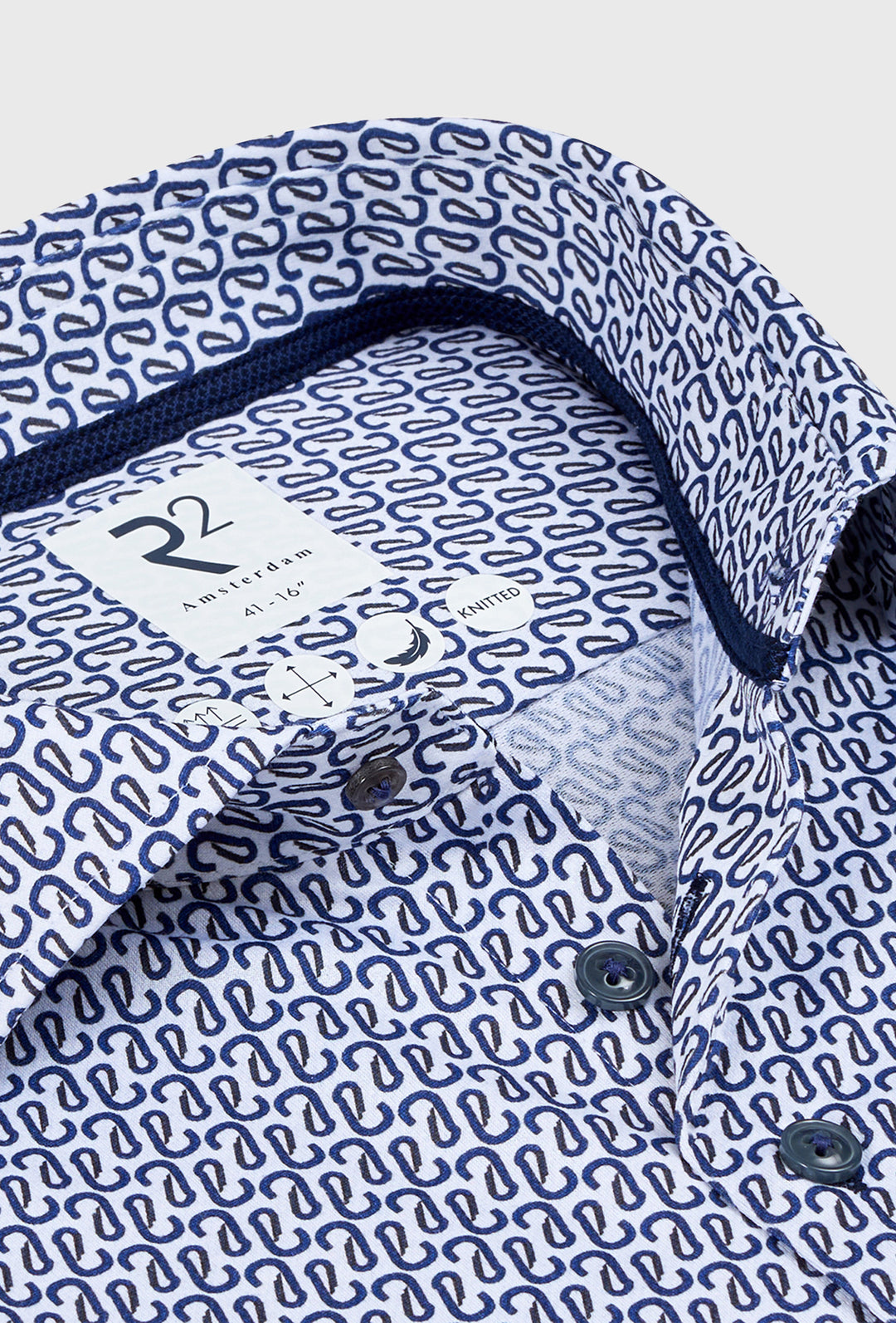 Koszula męska z geometrycznym wzorem w odcieniach granatu