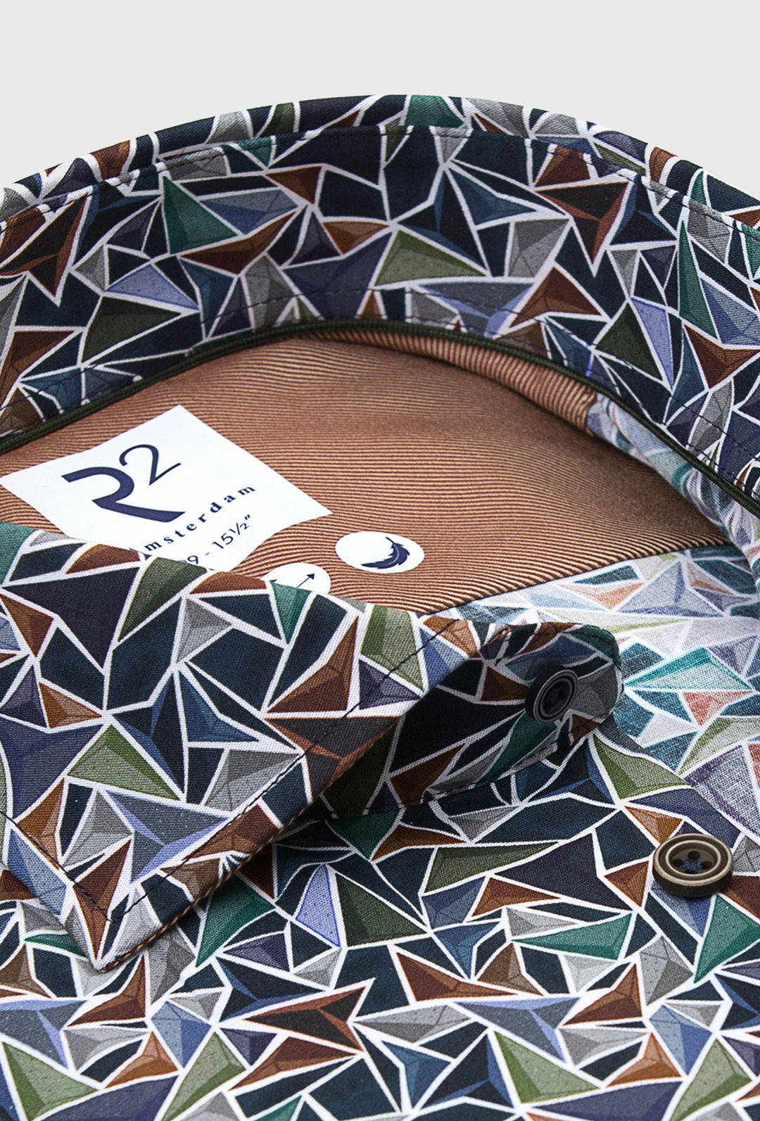 Koszula męska w geometryczny wzór w odcieniach zieleni, brązu i granatu