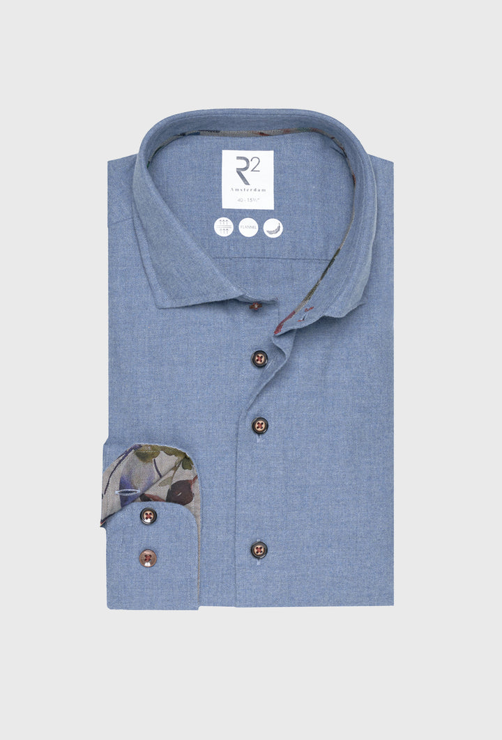 Niebieska koszula męska z flaneli z subtelnym wykończeniem wewnętrznym