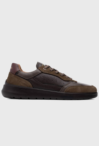 Brązowe sneakersy z fakturowaną cholewką Ambitious