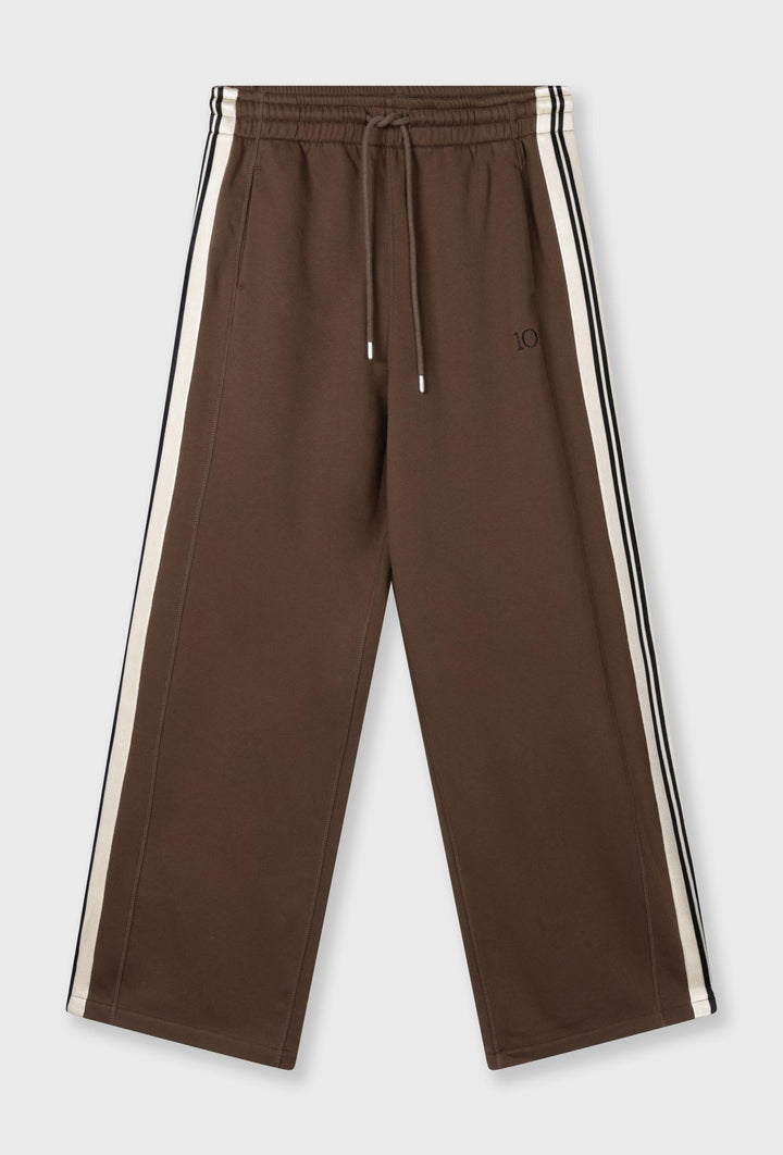 Brązowe szerokie spodnie dresowe z kontrastowymi lampasami