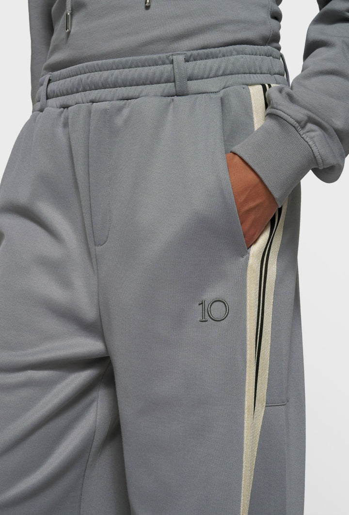 Szare spodnie dresowe wide leg z kontrastowymi lampasami