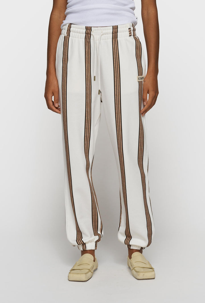 Spodnie dresowe w kolorze beżowym i brązowym