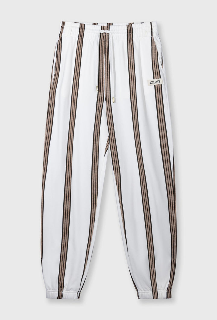 Spodnie dresowe w kolorze beżowym i brązowym