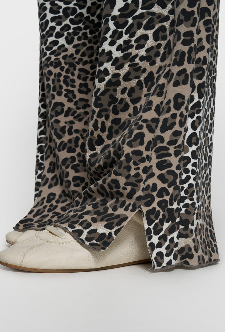 Damski komplet dresowy w panterkę z domieszką modalu marki 10DAYS