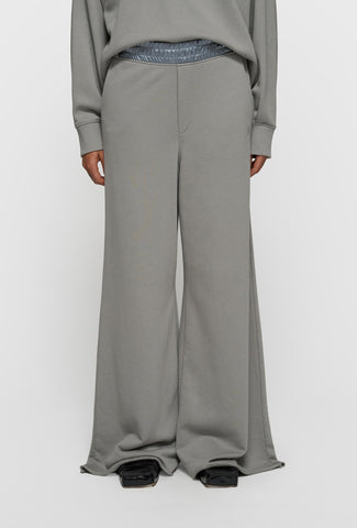 Spodnie dresowe wide leg z dekoracyjnym pasem