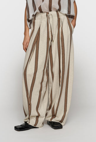 Spodnie culotte w modne paski