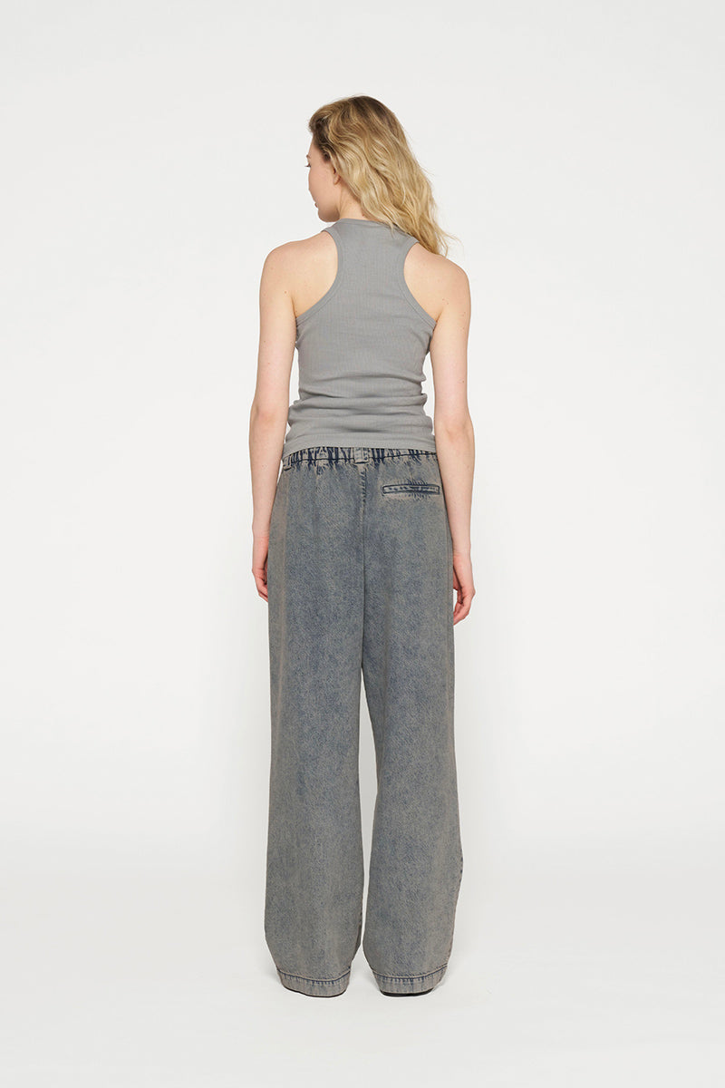 Spodnie jeansowe o fasonie oversize