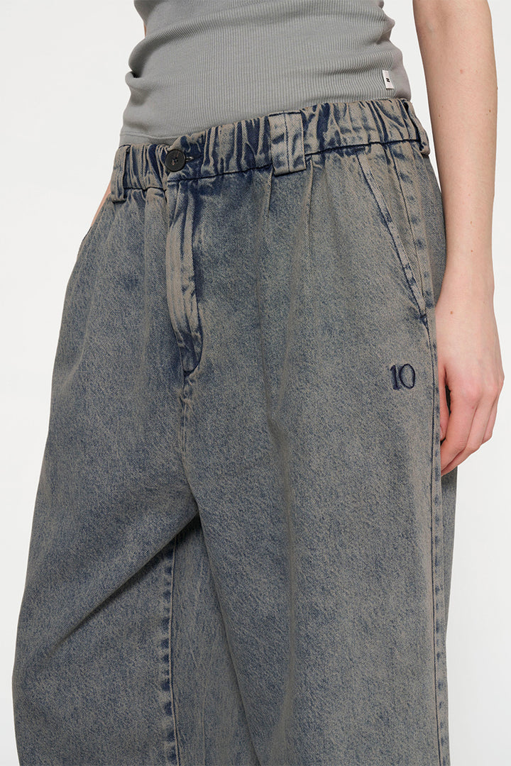 Spodnie jeansowe o fasonie oversize