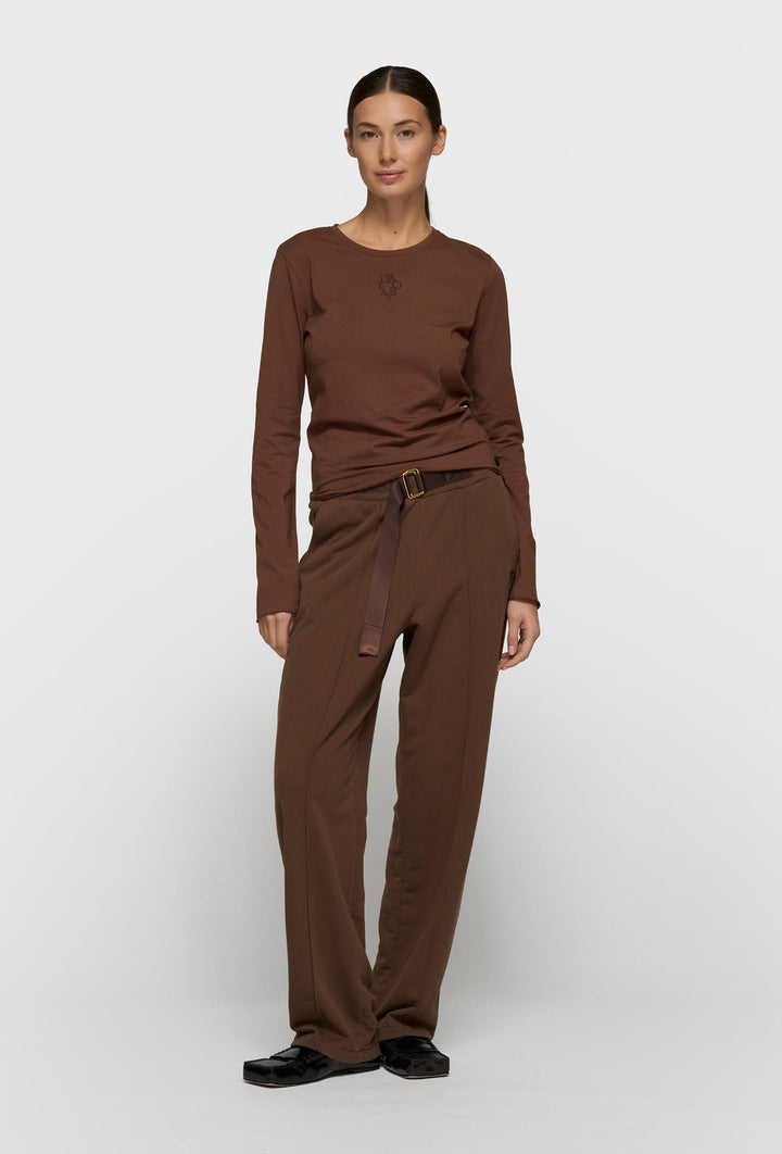 Spodnie dresowe z prostą nogawką i dekoracyjnymi przeszyciami