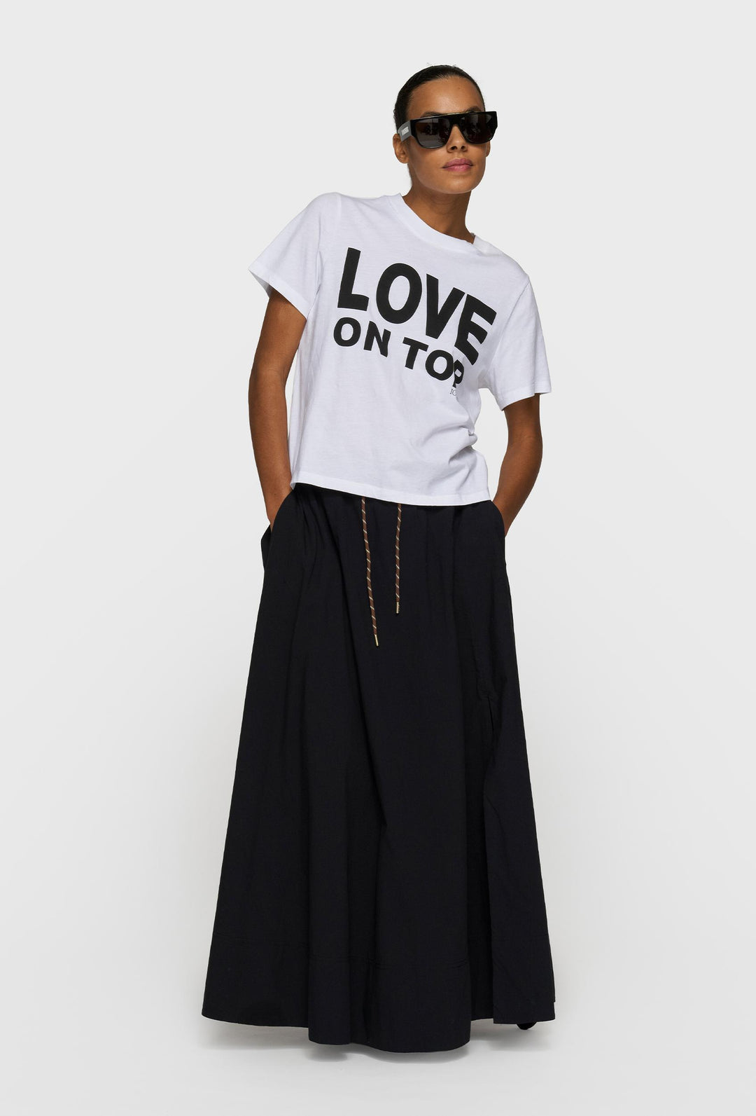 Spódnica maxi w czarnym kolorze