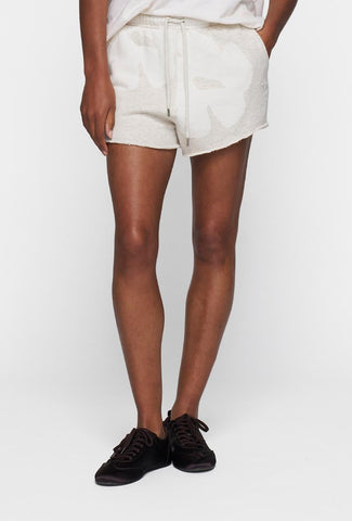 Szorty w kolorze ecru z kwiatowym printem