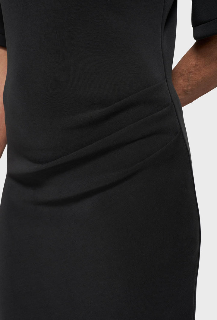 Czarna sukienka maxi typu T-shirt