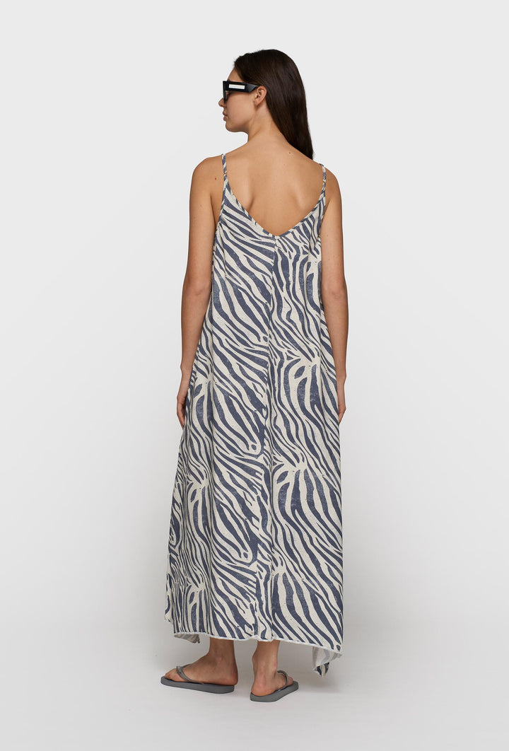 Sukienka damska maxi w modny zwierzęcy print