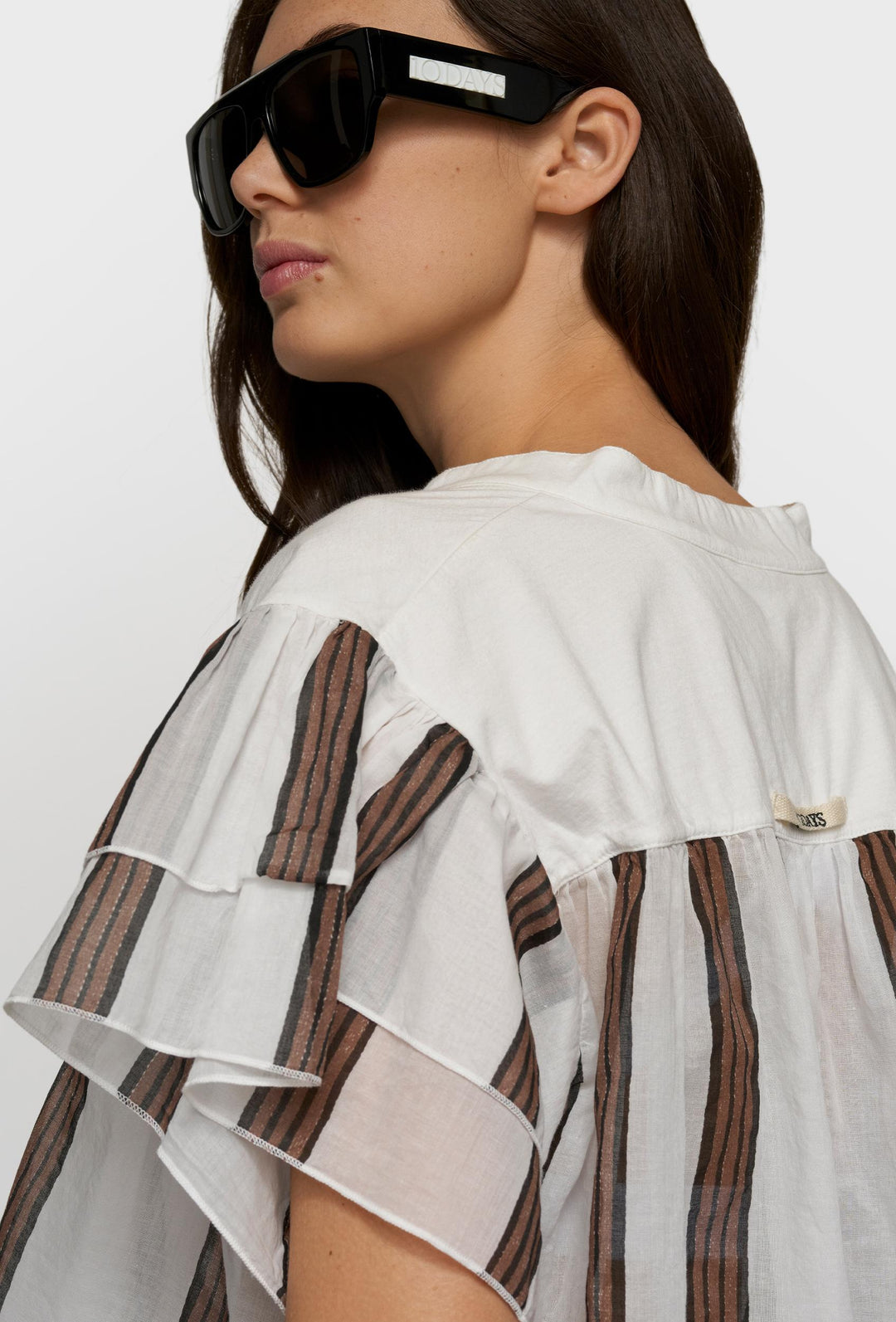 Lekka bluzka z krótkim rękawem w paski