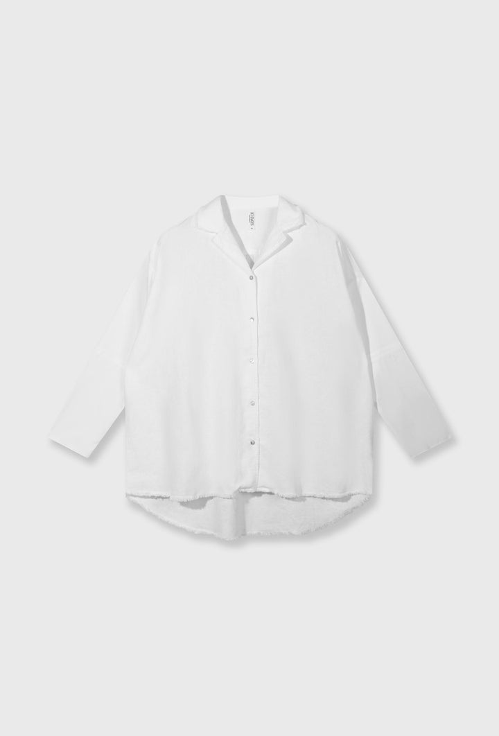 Lekka, oversizowa koszula w białym kolorze