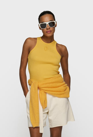 Top prążkowy w pomarańczowym kolorze o kroju bokserki