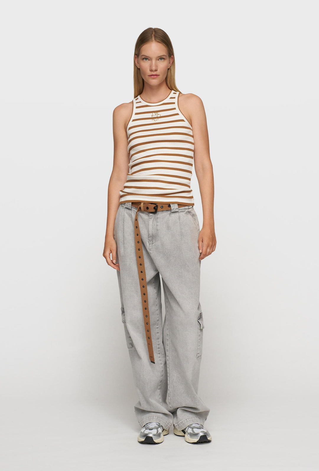 Dopasowany top w paski o kroju racerback