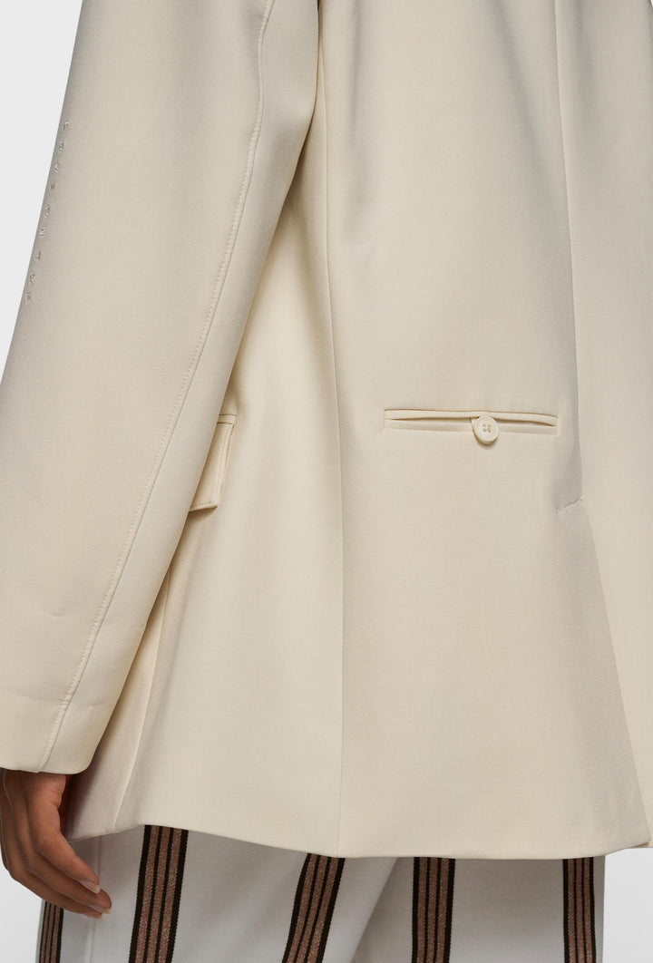 Elegancka oversizowa marynarka w kolorze ecru