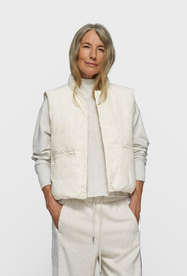 Kremowa pikowana kamizelka z monogramem 10DAYS