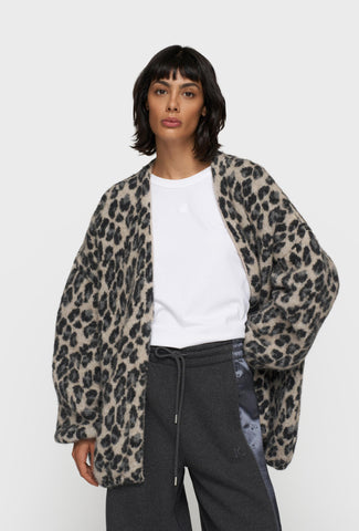 Ciepły kardigan ze zwierzęcym printem