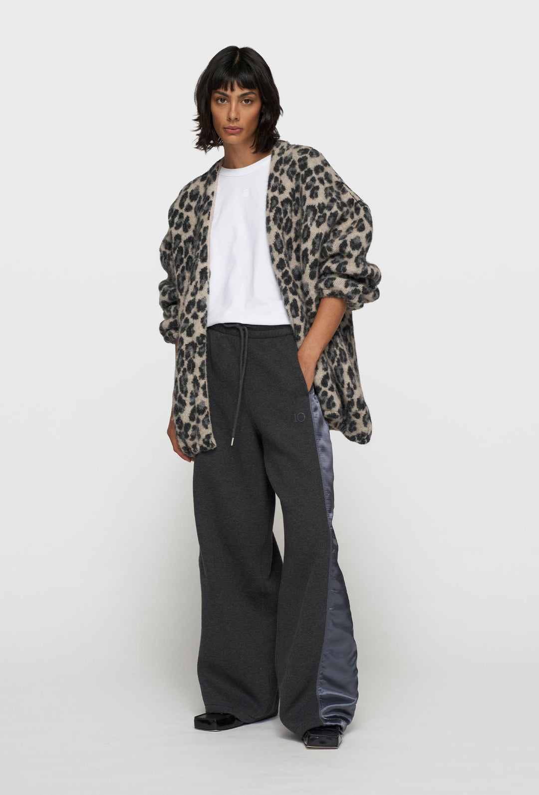 Ciepły kardigan ze zwierzęcym printem