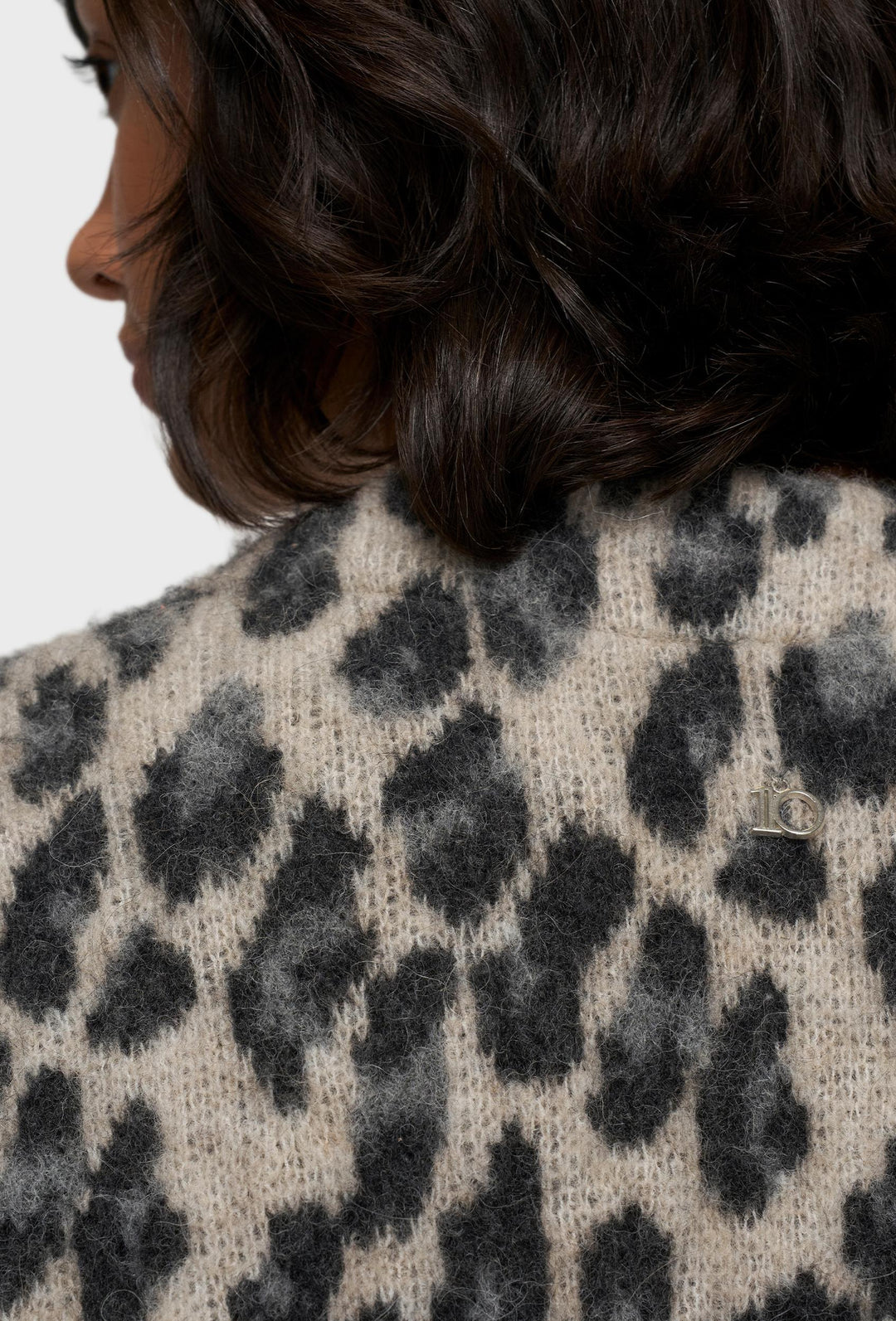 Ciepły kardigan ze zwierzęcym printem