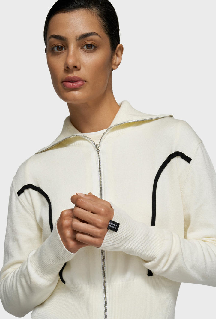 Krótki kardigan dresowy z kontrastowymi przeszyciami  w kolorze ecru