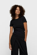 Czarny T-shirt z haftowanym logo