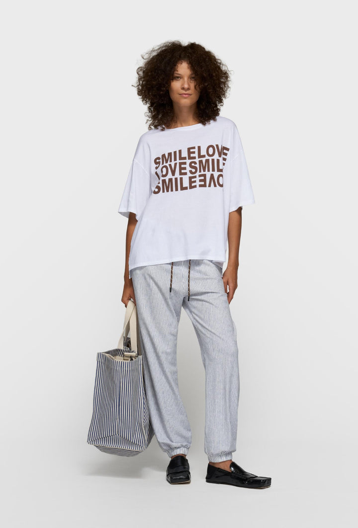 Bawełniany T-shirt oversize z nadrukiem