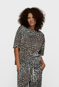T-shirt oversize w panterkę