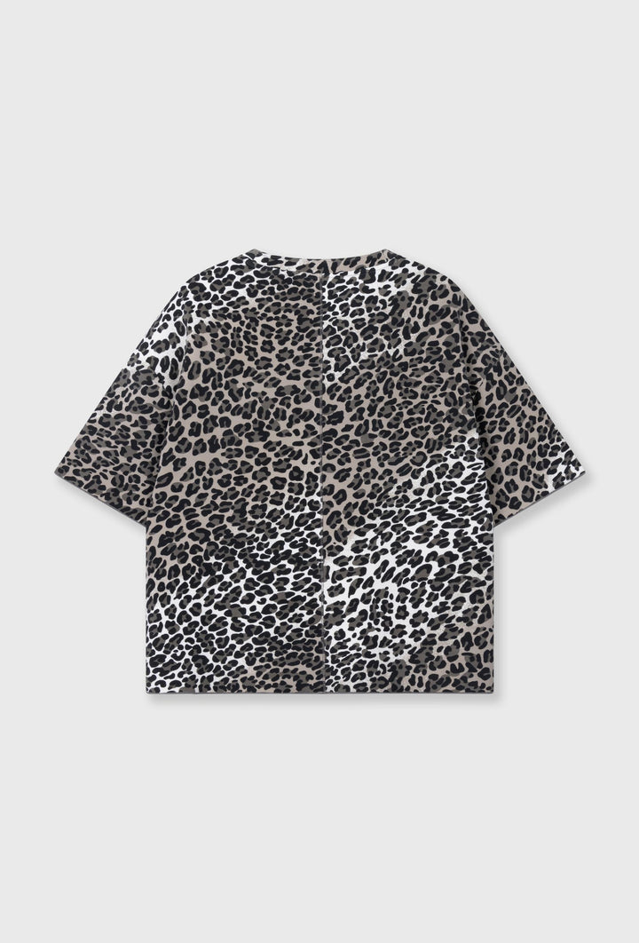 T-shirt oversize w panterkę