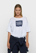 Biały T-shirt z nadrukiem Everything Counts