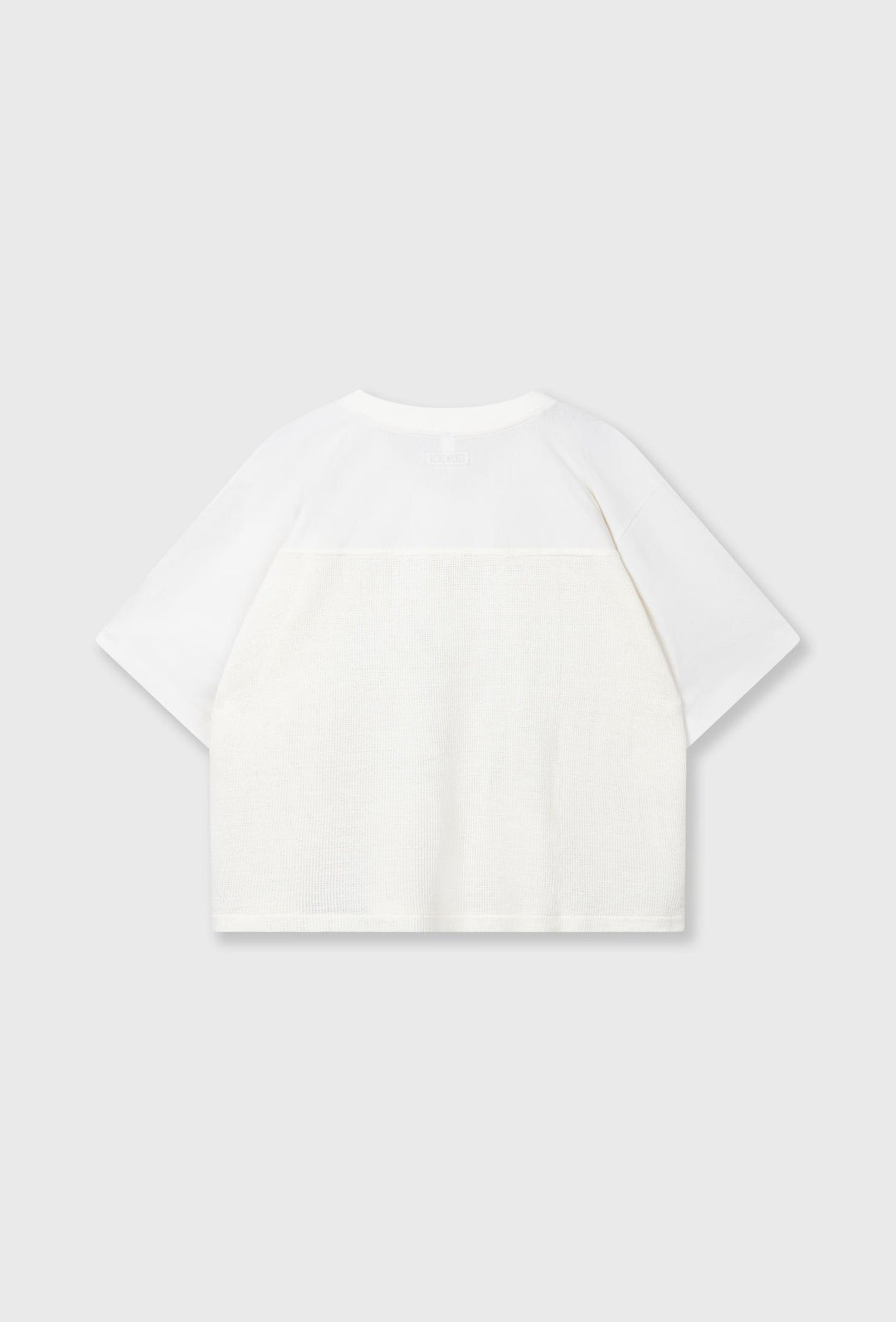 Oversizowy T-shirt o strukturze siatki „10”