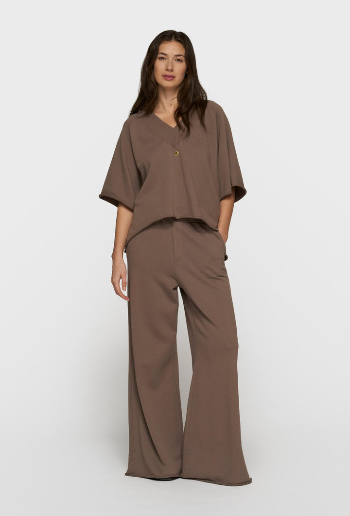 Bluza z dekoltem "V", z krótkim rękawem w kolorze brązowym