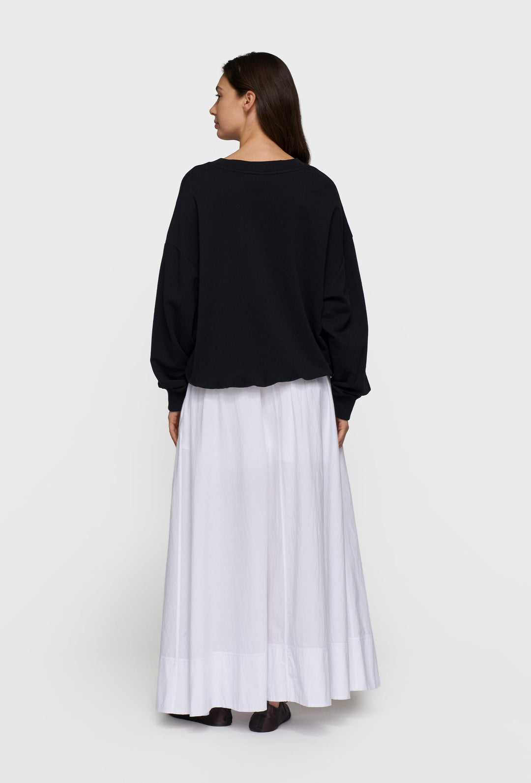 Czarna bluza w czarnym kolorze z nadrukiem