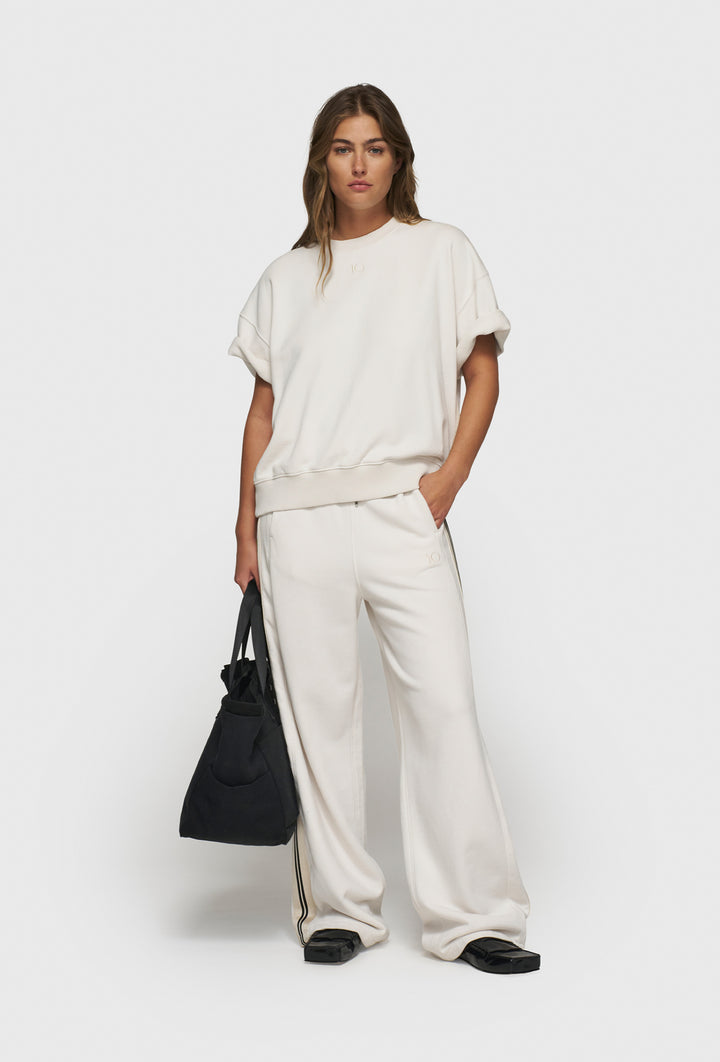 Luźna bluza z krótkim rękawem