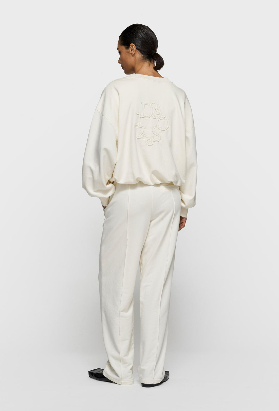 Bluza oversize z haftowanym logo na plecach