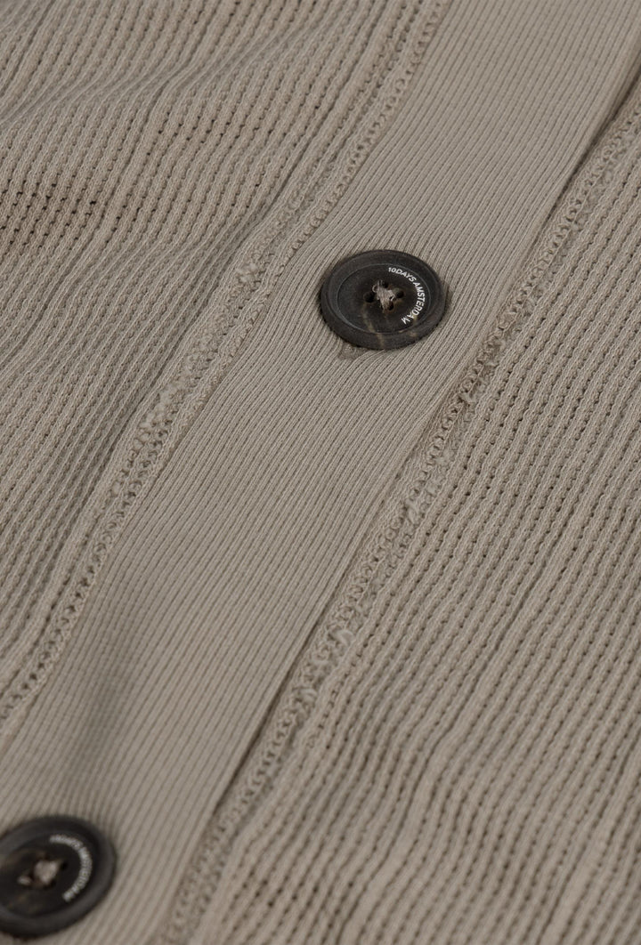 Krótki kardigan oversize o waflowej strukturze taupe