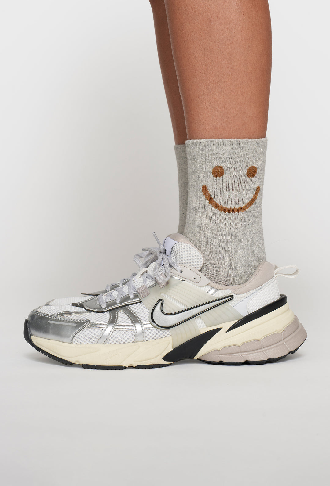 Wygodne skarpetki w szarym kolorze