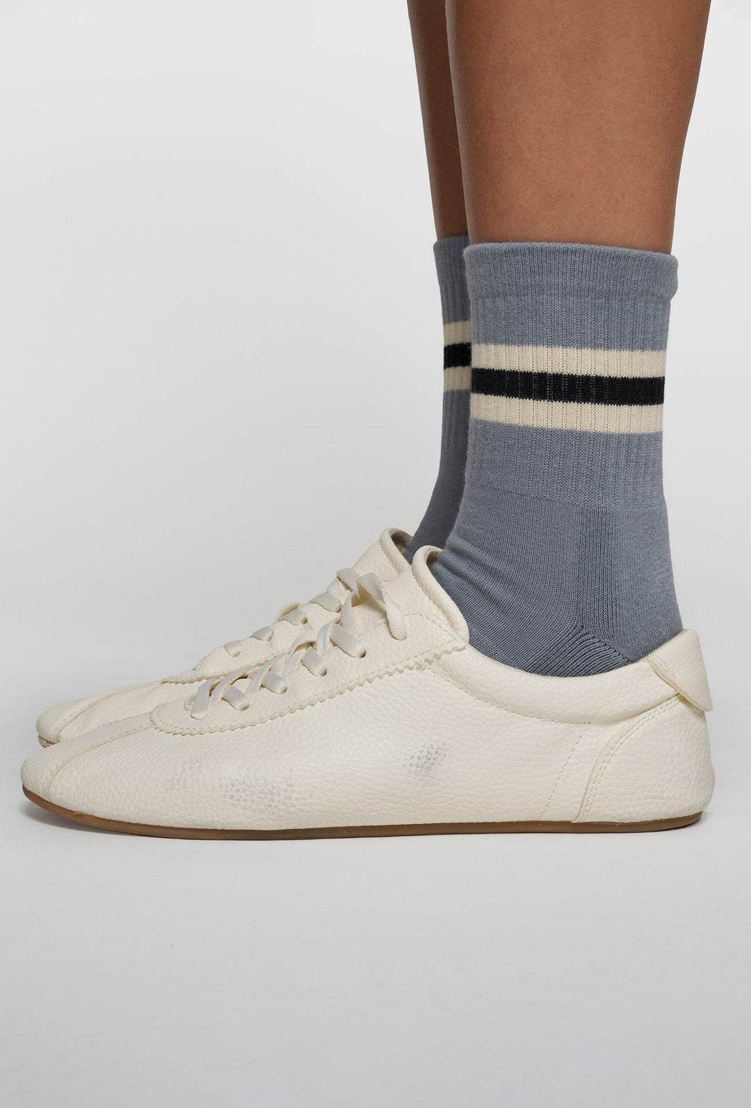 Skarpetki z prążkowanej dzianiny w kontrastowe paski