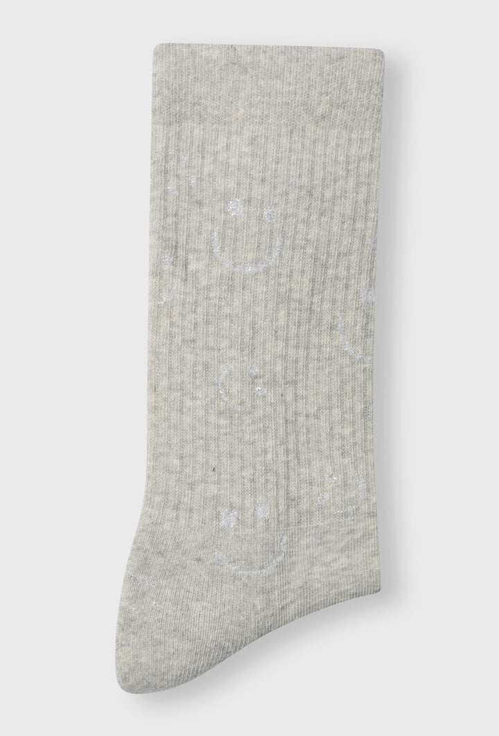 Skarpetki w szarym kolorze z delikatną aplikacją