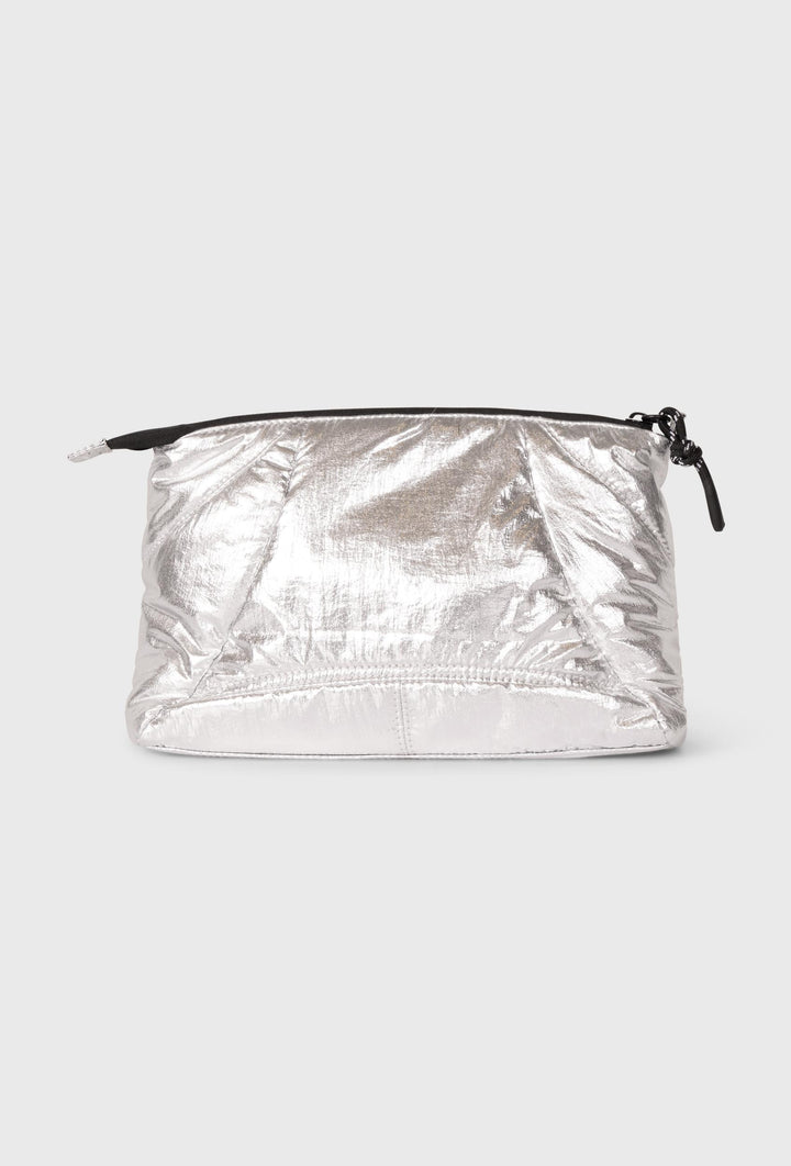 Srebrna torebka kopertówka